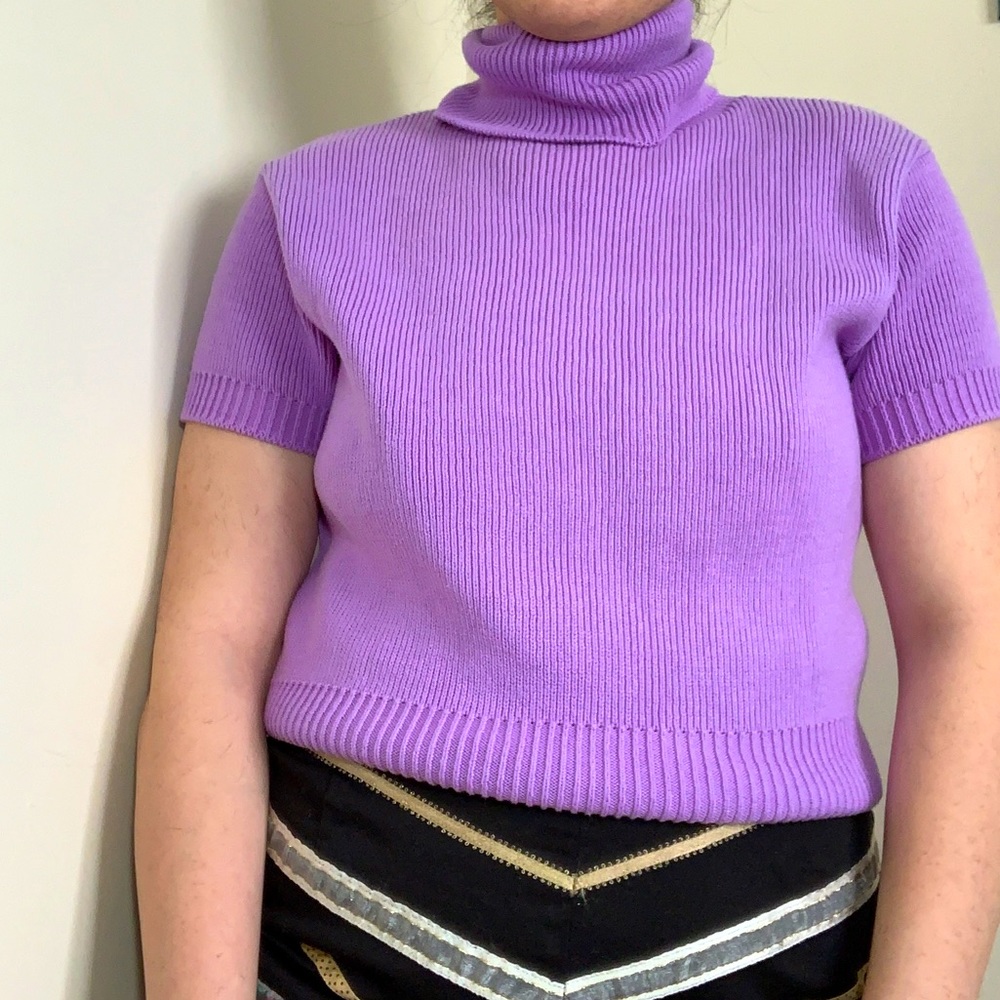 Saks fifth avenue purple short sleeved turtleneck